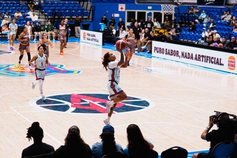 Santurce recibe a las Atenienses, arriba 2-0 en la semifinal A, en el Coliseo Roger Mendoza de Caguas ante la indisponibilidad del Coliseo Roberto Clemente