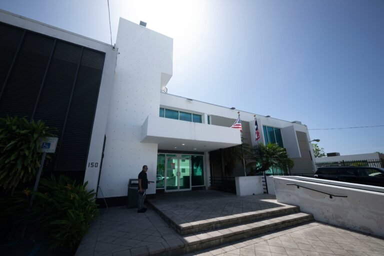 La agencia sostiene que “no existe evidencia alguna de una solicitud de acomodo razonable” para la educadora Maritza Sierra Vega