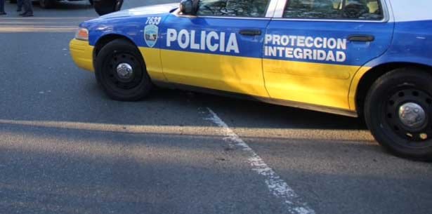 Dos vehículos que discurrían por la carretera PR-304 chocaron en circunstancias que son investigadas por la Policía