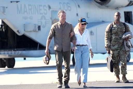 La visita de Pete Hegseth al USS Gerald R. Ford ocurre unos días después de su viaje a República Dominicana