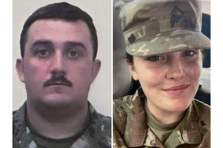 La especialista Sarah Beckstrom fue víctima de la balacera junto con el sargento Andrew Wolfe