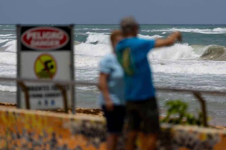 El Servicio Nacional de Meteorología alertó sobre las condiciones del mar por fuerza de los vientos
