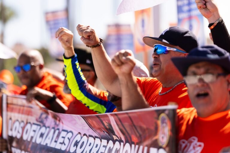 El secretario de Corrección y Rehabilitación se comprometió a “dar la pelea” por el aumento de $746, prometido por ley desde 2022