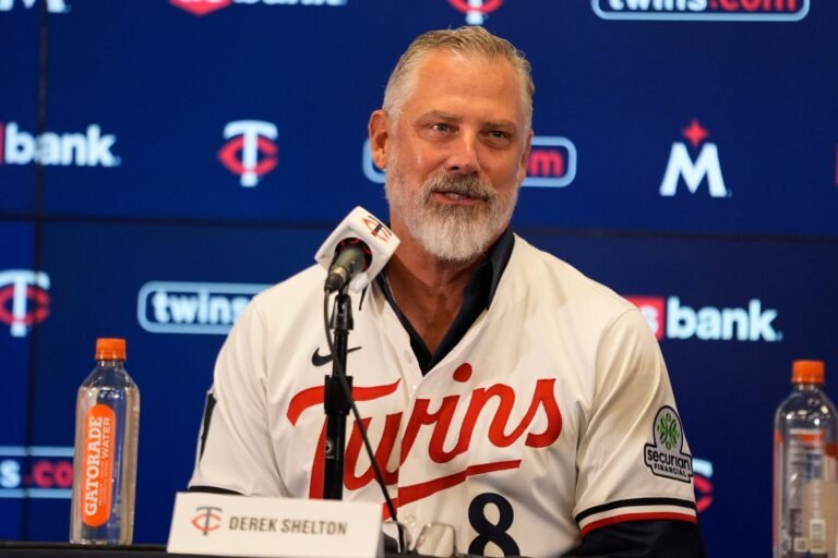 Minnesota despidió a Rocco Baldelli y luego entrevistó para la vacante a varios candidatos, incluyendo al boricua Ramón Vázquez