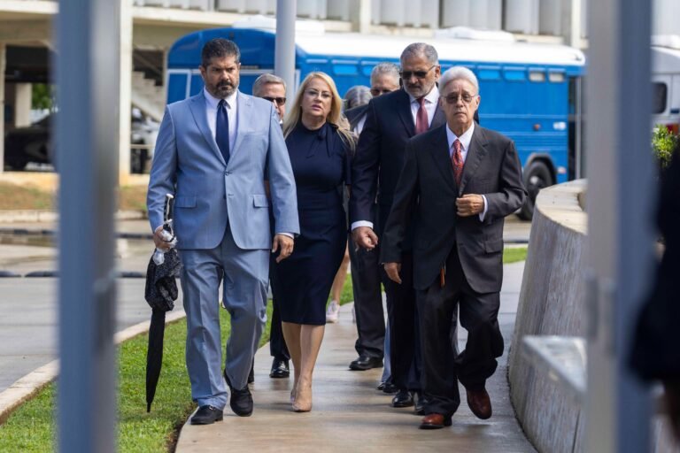 Los abogados de la exgobernadora piden atrasar el dictamen de la condena para tener tiempo suficiente para completar el proceso