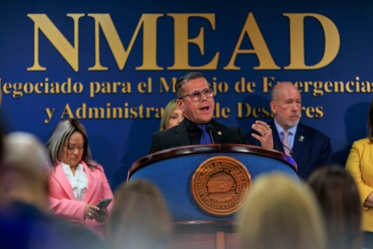 El Conjunto de Comunicaciones del Negociado necesita, al menos, 14 radio operadores para su funcionamiento óptimo, pero solo tiene cinco