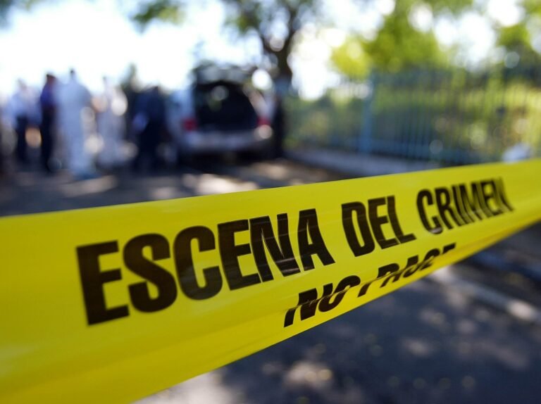 Al momento, la persona no ha sido identificada, informó la Policía
