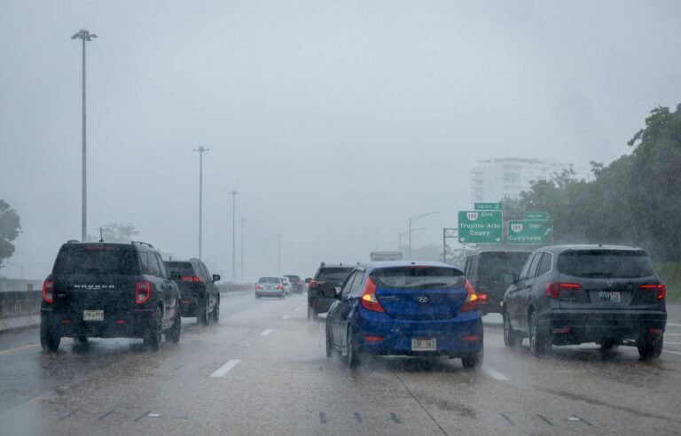 El Servicio Nacional de Meteorología (SNM) advirtió que existe un riesgo limitado a elevado de inundaciones
