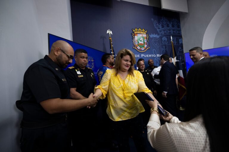 Unos 3,547 empleados de la agencia se beneficiarán del aumento desde el 16 de diciembre