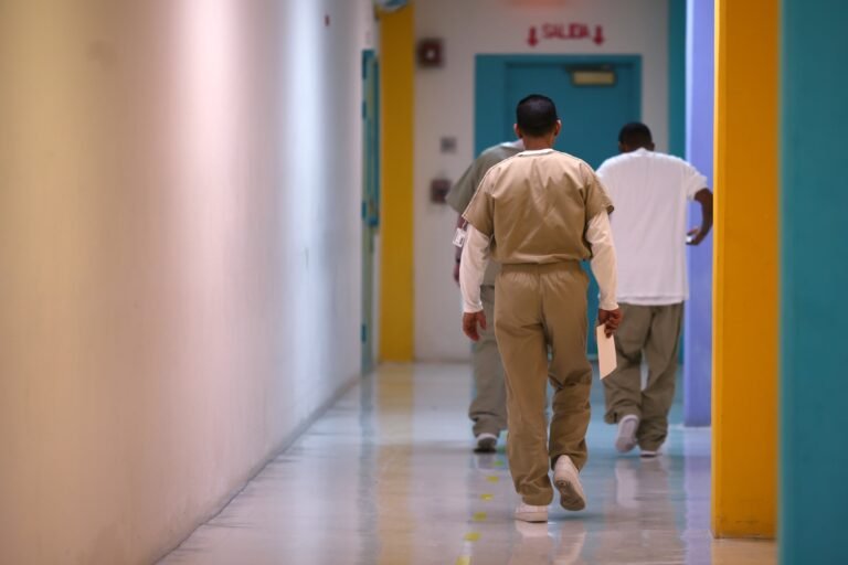 La gobernadora adelantó que posiblemente no firme ninguna clemencia ejecutiva en sus primeros meses en La Fortaleza