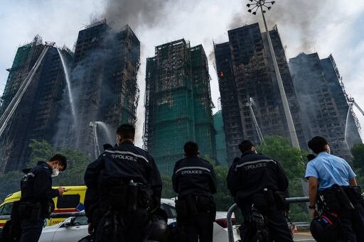 Un gran fuego en el distrito de Taipo cobró al menos 75 vidas y causó decenas de heridos, mientras las autoridades investigan las causas