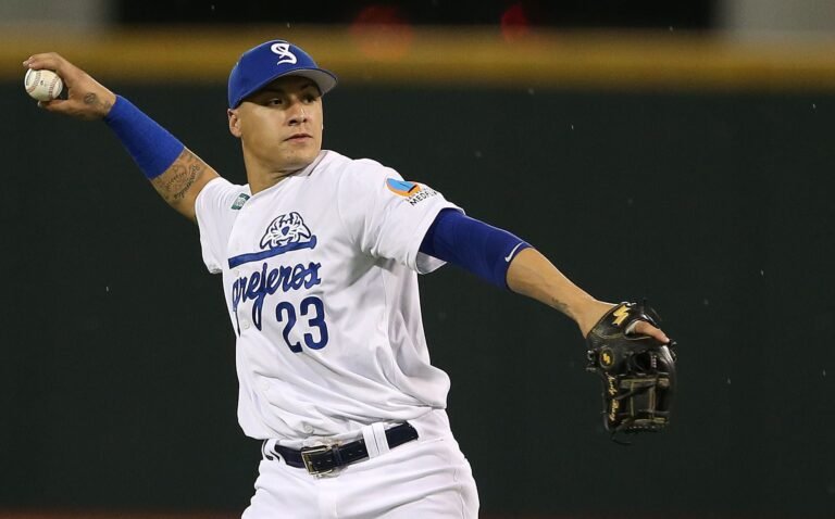 El presidente de Santurce dijo que el club se reunirá con el estelar campocorto para conocer su disponibilidad, al tiempo que confirmó que el relevista no volverá a jugar tras firmar con Texas