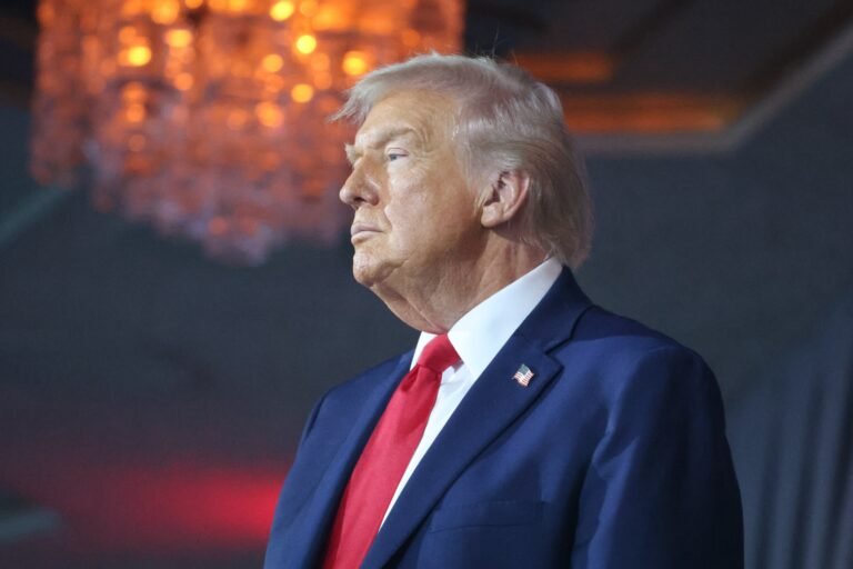 Cada una de las instalaciones albergará entre 5,000 y 10,000 personas y estarán ubicadas en seis estados