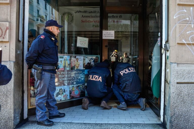 Los sospechosos están acusados de enviar alrededor de $8.2 millones a “asociaciones con sede en Gaza”