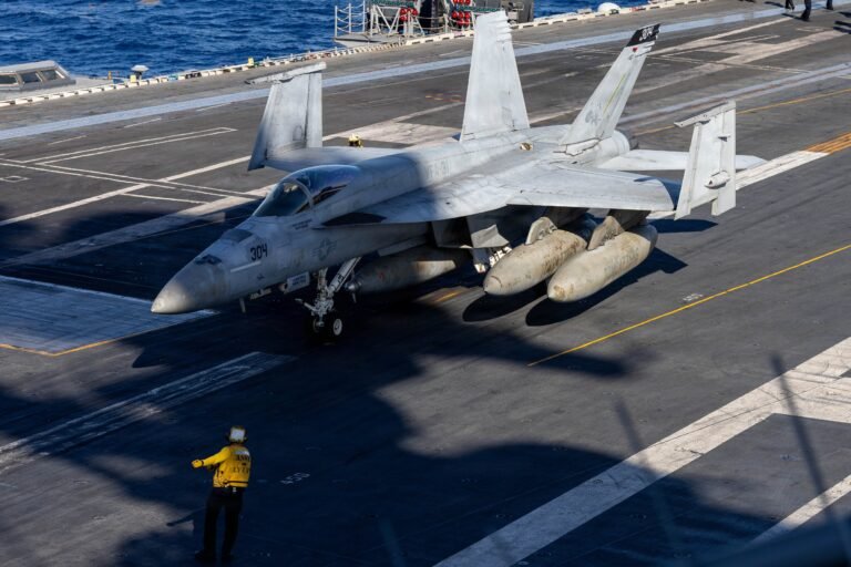 Varias aerolíneas vislumbran reanudar los viajes a partir de mediados de enero