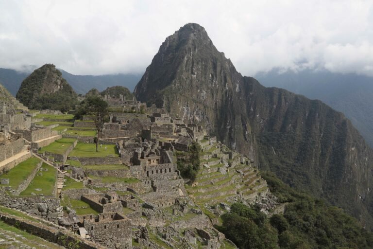 Las autoridades en Perú no ha divulgado que pudo haber causado la colisión entre los dos trenes