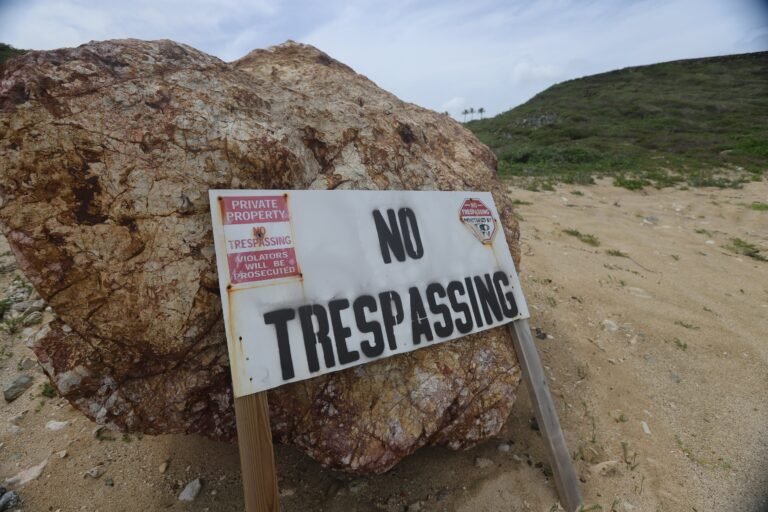 Las imágenes del antiguo escondite caribeño, sin embargo, arrojan poca luz nueva sobre el complejo escándalo