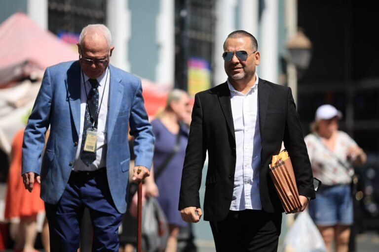 El panel de jueces no publicó la opinión a la espera de que las partes se expresen sobre la confidencialidad de cierta información