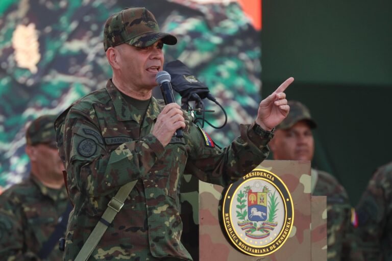 Estados Unidos mantiene un despliegue militar en el Caribe con el argumento de combatir el narcotráfico, pero que Caracas rechaza
