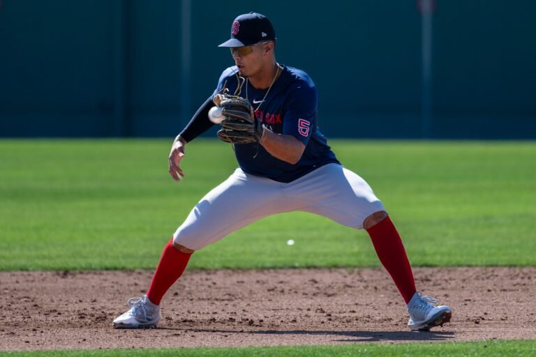 El infielder solo jugó 31 partidos para Boston después de que llegó en el intercambio de Chris Sale con Atlanta en 2023