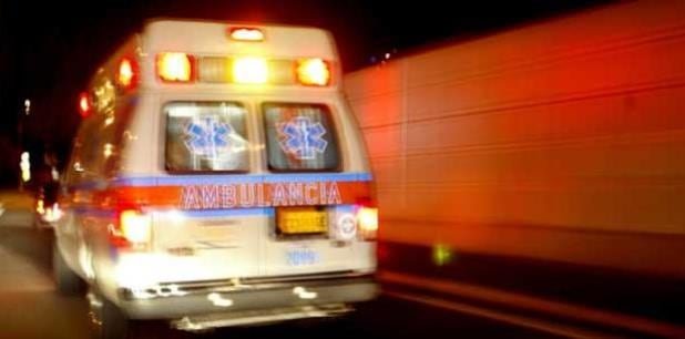 Paramédicos intentaron salvarle la vida llevándolo a un hospital
