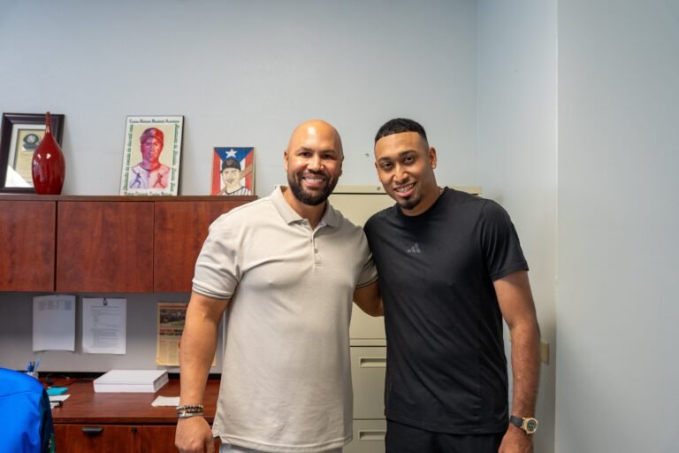 El asistente del gerente general de la novena de Nueva York se expresó horas después de la noticia del acuerdo del taponero puertorriqueño con los campeones Dodgers de Los Ángeles