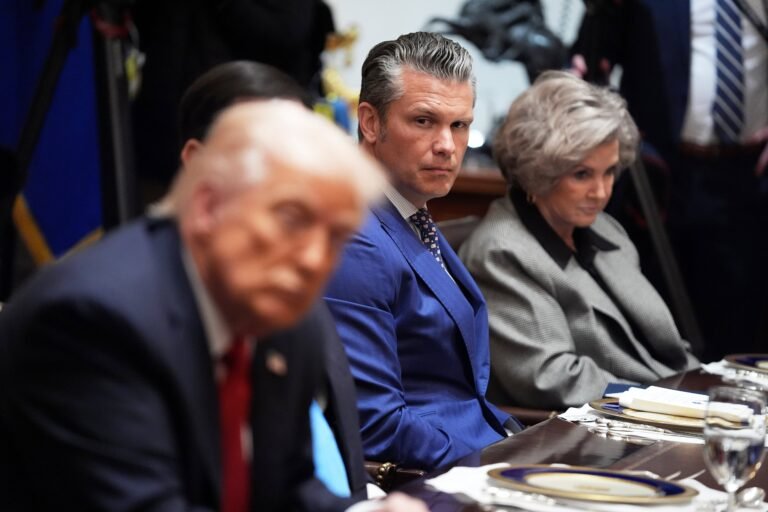 Pete Hegseth proporcionó una sesión informativa clasificada para los líderes del Congreso junto con el secretario de Estado, Marco Rubio