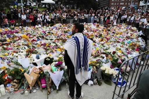 Naveed Akram, el presunto tirador de 24 años, fue acusado después de despertar de un coma en un hospital de Sydney
