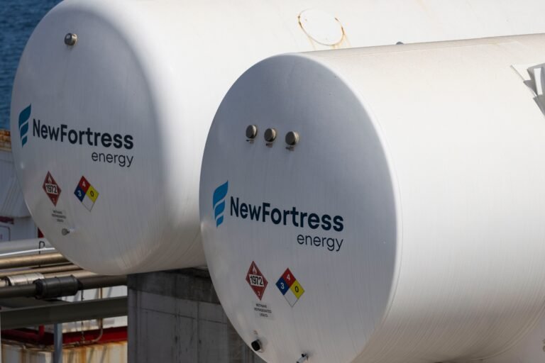 La economía de 22% en la compra de combustible pasaría a los clientes, afirmó el secretario de la Gobernación