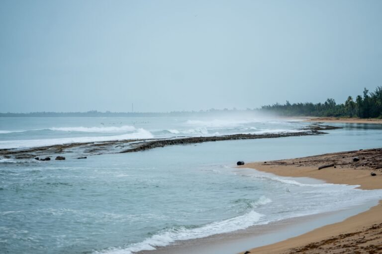 Las condiciones en el mar mejorarán gradualmente, pero el sábado se espera la llegada de otra marejada