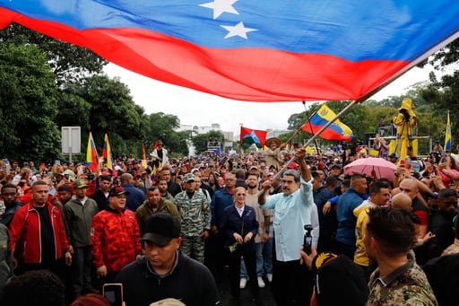 La carrera política del presidente venezolano, marcada por el colapso económico de Venezuela y la presión de Estados Unidos, culmina con su captura