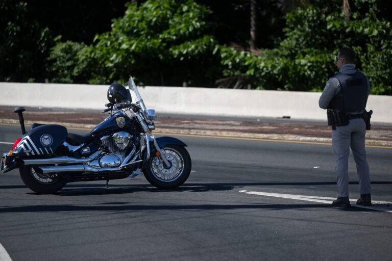 Una llamada alertó a los agentes acerca de una persona herida de bala en la calle 35