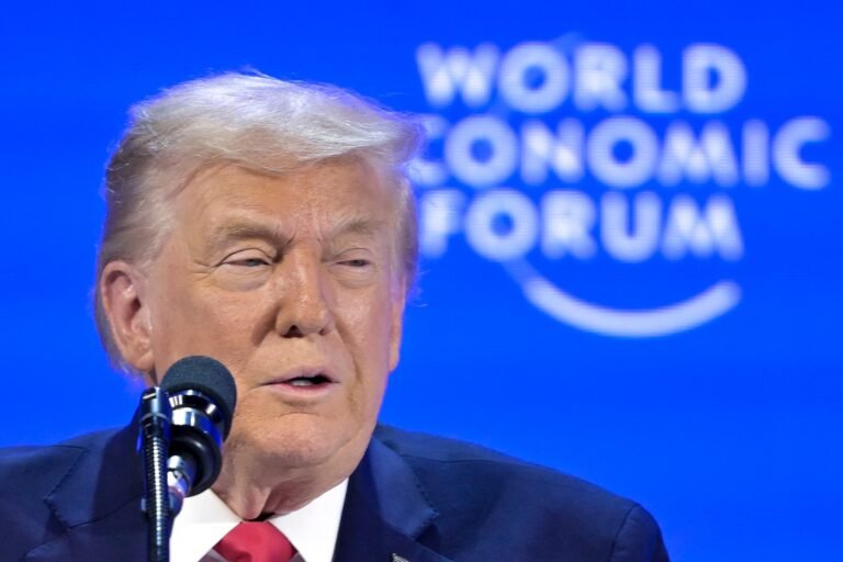El presidente de Estados Unidos ofreció un discurso que duró más de una hora en el Foro Económico Mundial