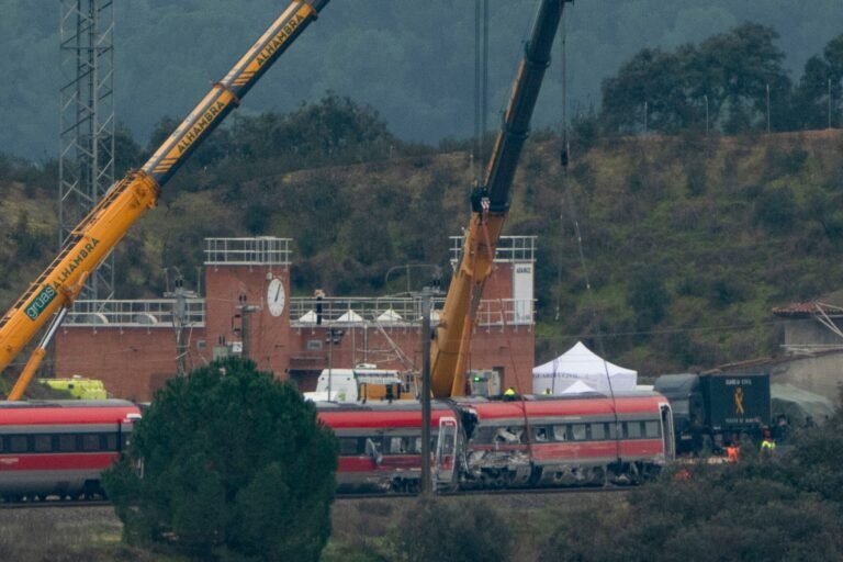 La comisión a cargo de la investigación ya presentó el primer informe sobre la tragedia que dejó 45 muertos