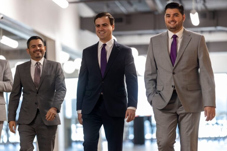 El plan de Pablo José Hernández de atraer personas de otras colectividades es visto con escepticismo por populares y expopulares, que entienden que debe trabajar con la base del partido