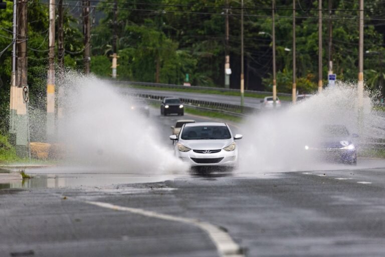 Una marejada del norte a noroeste mantiene un riesgo alto de corrientes marinas