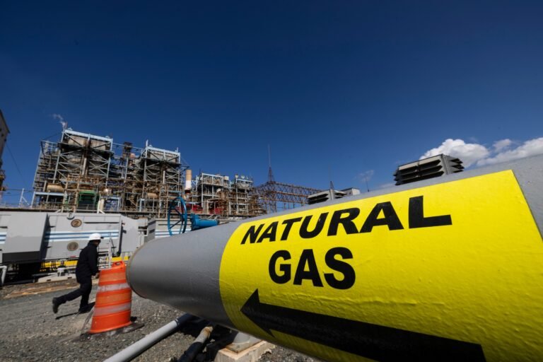 La propuesta se encuentra en manos del Negociado de Energía, organismo que debe dar luz verde previo a la formulación ante FEMA