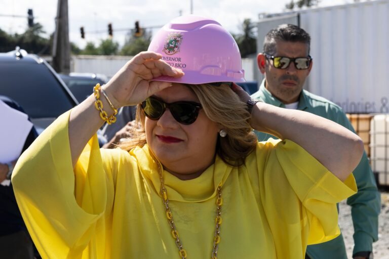 La gobernadora someterá el viernes un proyecto de administración para distribuir cheques a los contribuyentes que asemejen las rebajas que prometió en este ciclo tributario