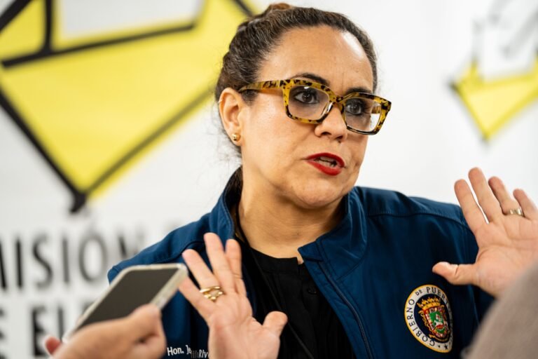 A través de su abogado, la ex presidenta alterna se defiende y solicita al ente electoral información sobre gestiones y peticiones de terceros