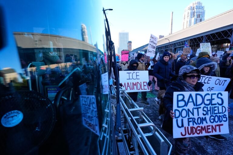 La protesta fue respaldada por el Partido Demócrata, que controla el estado de Minnesota