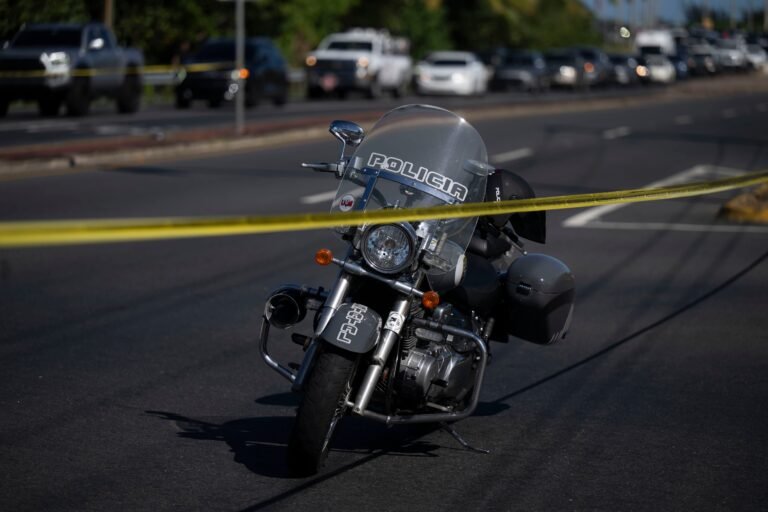 El cuerpo del occiso fue hallado sobre el suelo con múltiples heridas de bala