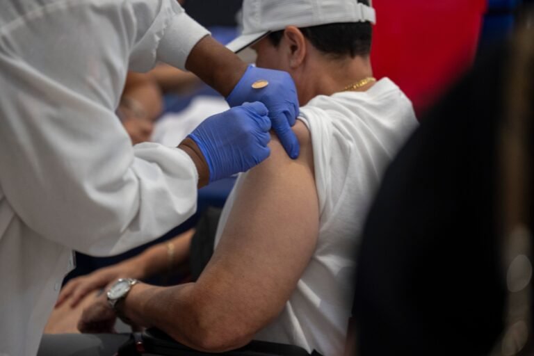 Tras la declaración de epidemia, se ha visto un alza en las tasas de vacunación