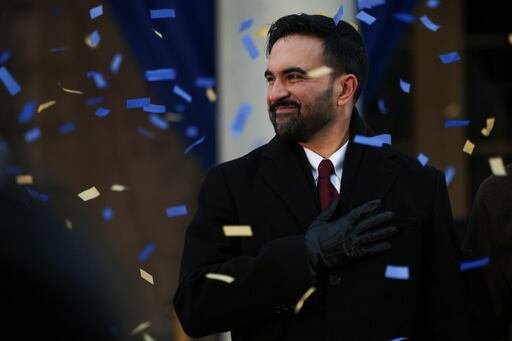 El nuevo alcalde asumió el cargo prometiendo una administración consciente de la clase trabajadora