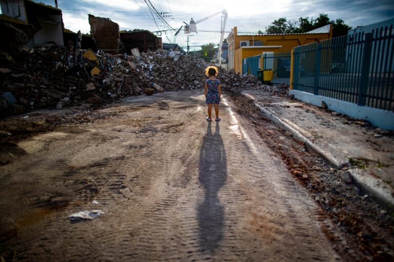 La reconstrucción posdesastre y la reorganización fiscal y operacional del sistema eléctrico vuelven a situarse como las tareas pendientes para encaminar el rumbo