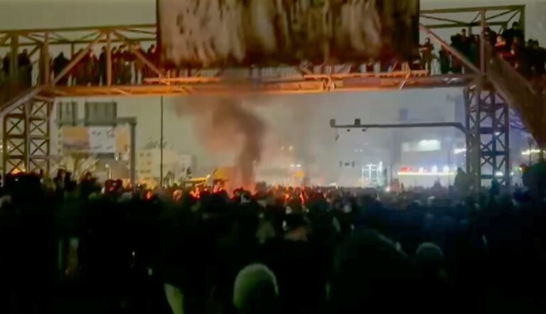 Organizaciones de derechos humanos apuntaron que las protestas han causado cientos de víctimas y miles de detenidos