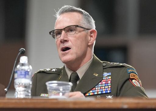 El teniente general Francis Donovan se enfrentó al escrutinio de los congresistas durante su deposición frente al Senado