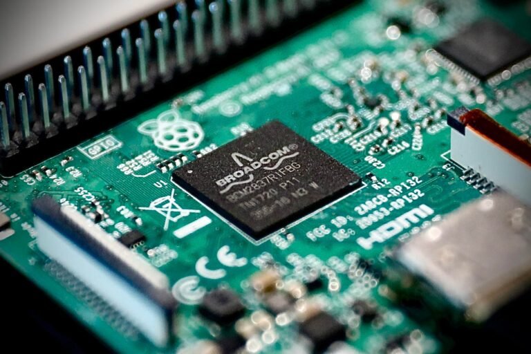 La orden ejecutiva prohíbe a HieFo, domiciliada en el estado de Delaware, conservar cualquier propiedad o derecho sobre los activos