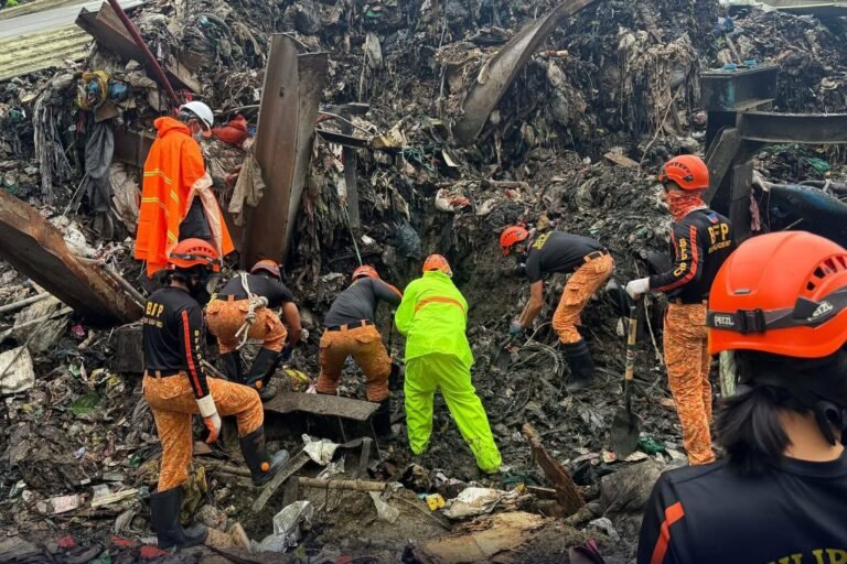 Las autoridades confirmaron que continúan las operaciones de búsqueda