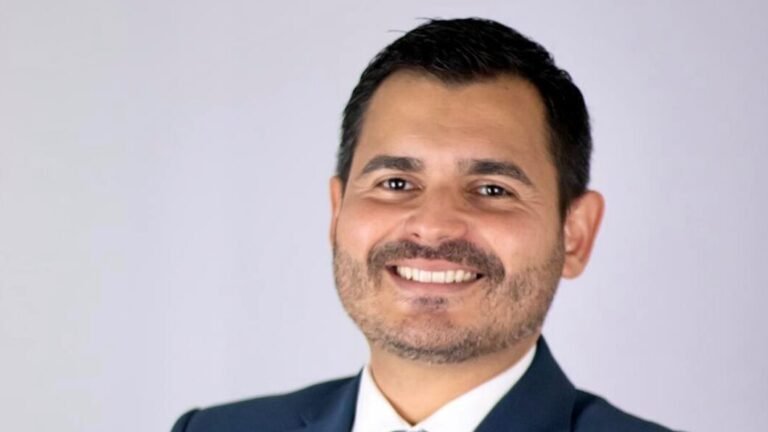 El ex comisionado electoral del MVC se unió a la Pava tras conversaciones con el presidente Pablo José Hernández