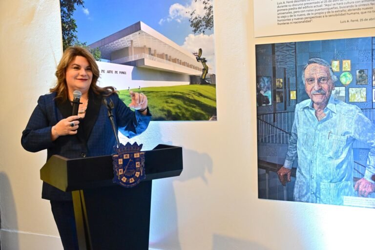 La Familia Ferré Rangel formó parte de la inauguración en el Salón de los Gobernadores